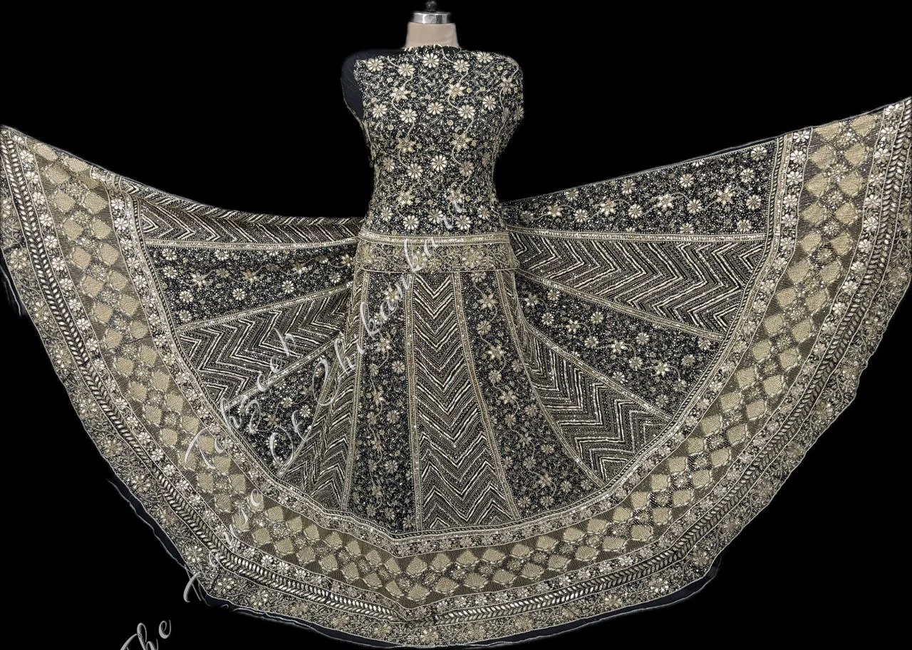 Black Georgette Chikankari Lehenga Set - Chevron & Antique Zardozi, detail 4