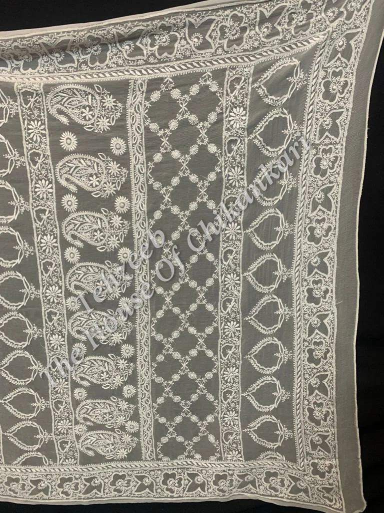 Designer Pure Chiffon Silk Ek Taar Chikan Saree, detail 4
