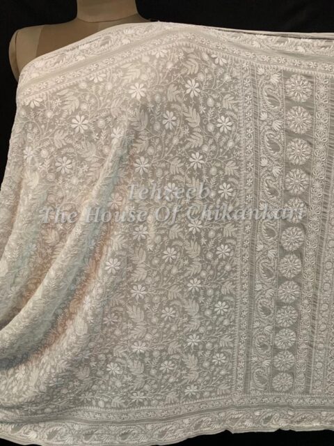 Do Taar Lucknowi Chikankari Saree