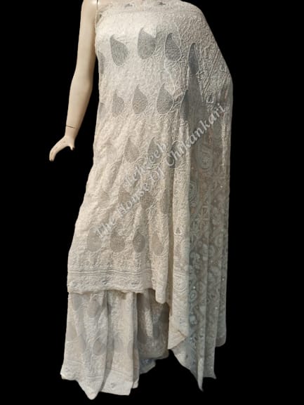Unique Ek Taar Chikankari Saree