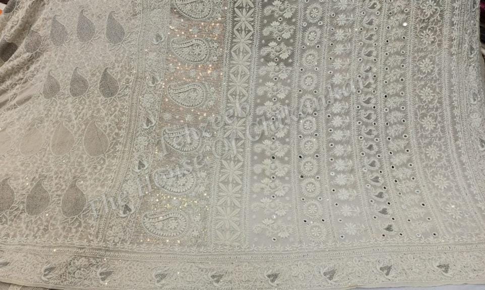 Unique Ek Taar Chikankari Saree, detail 2