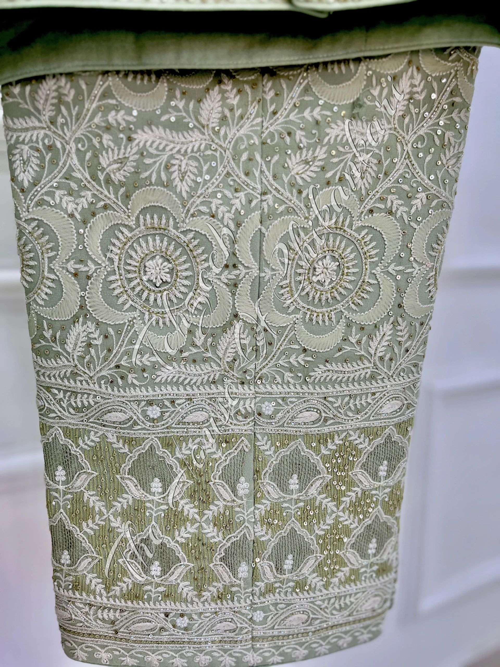 Exquisite Hand-Embroidered Ek Taar Chikankari Coord Set, detail 4