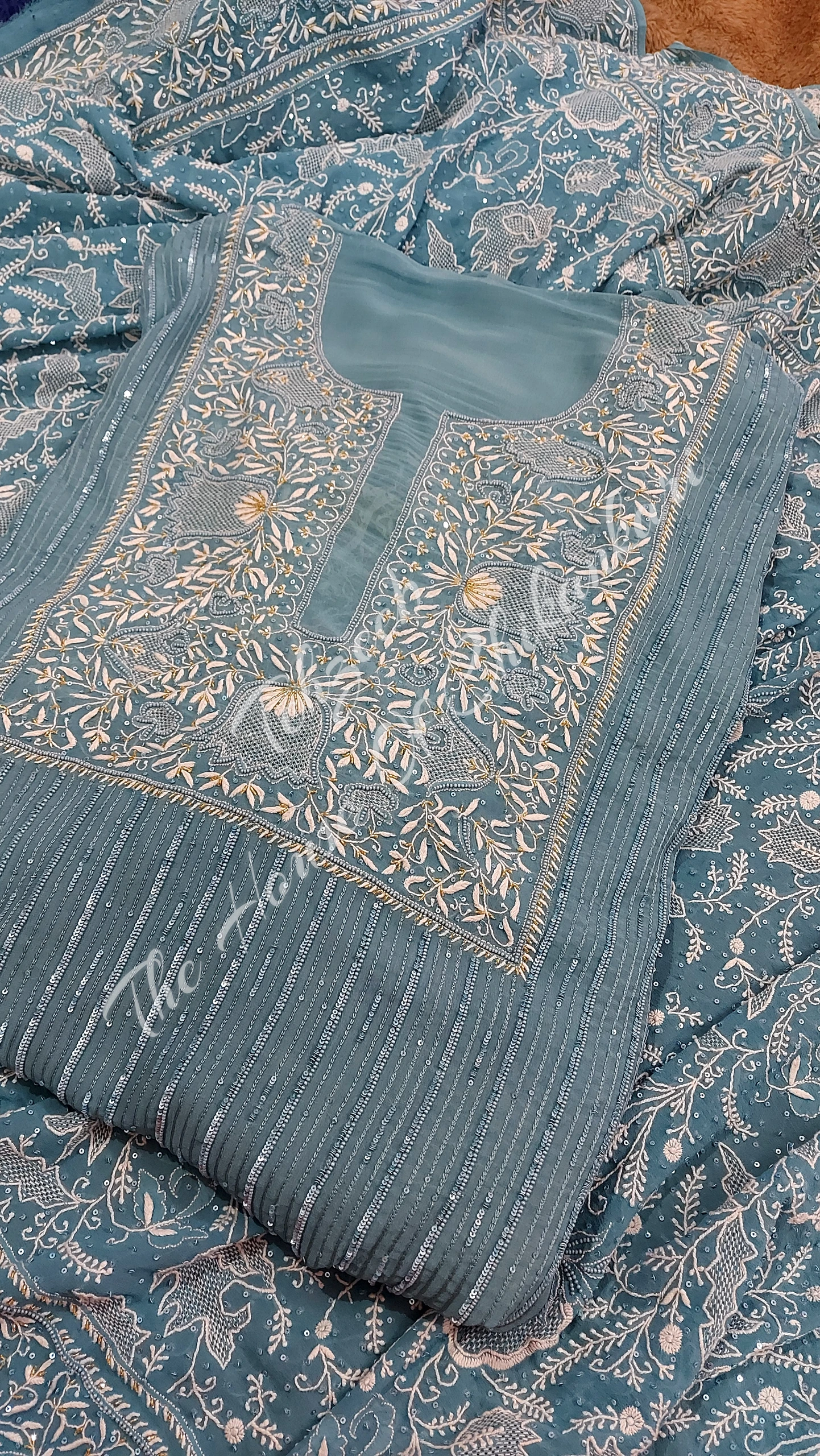 Extraordinary Elegance - Ek Taar Chikankari Suit, detail 2
