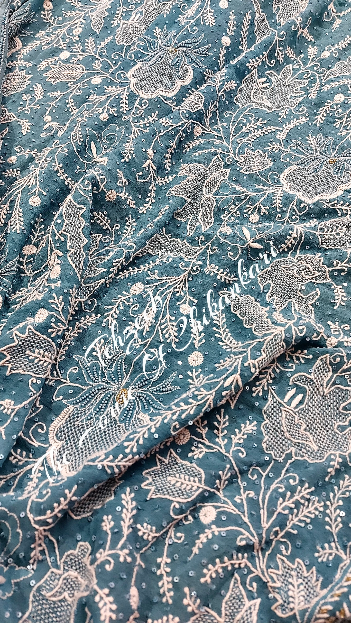 Extraordinary Elegance - Ek Taar Chikankari Suit, detail 3