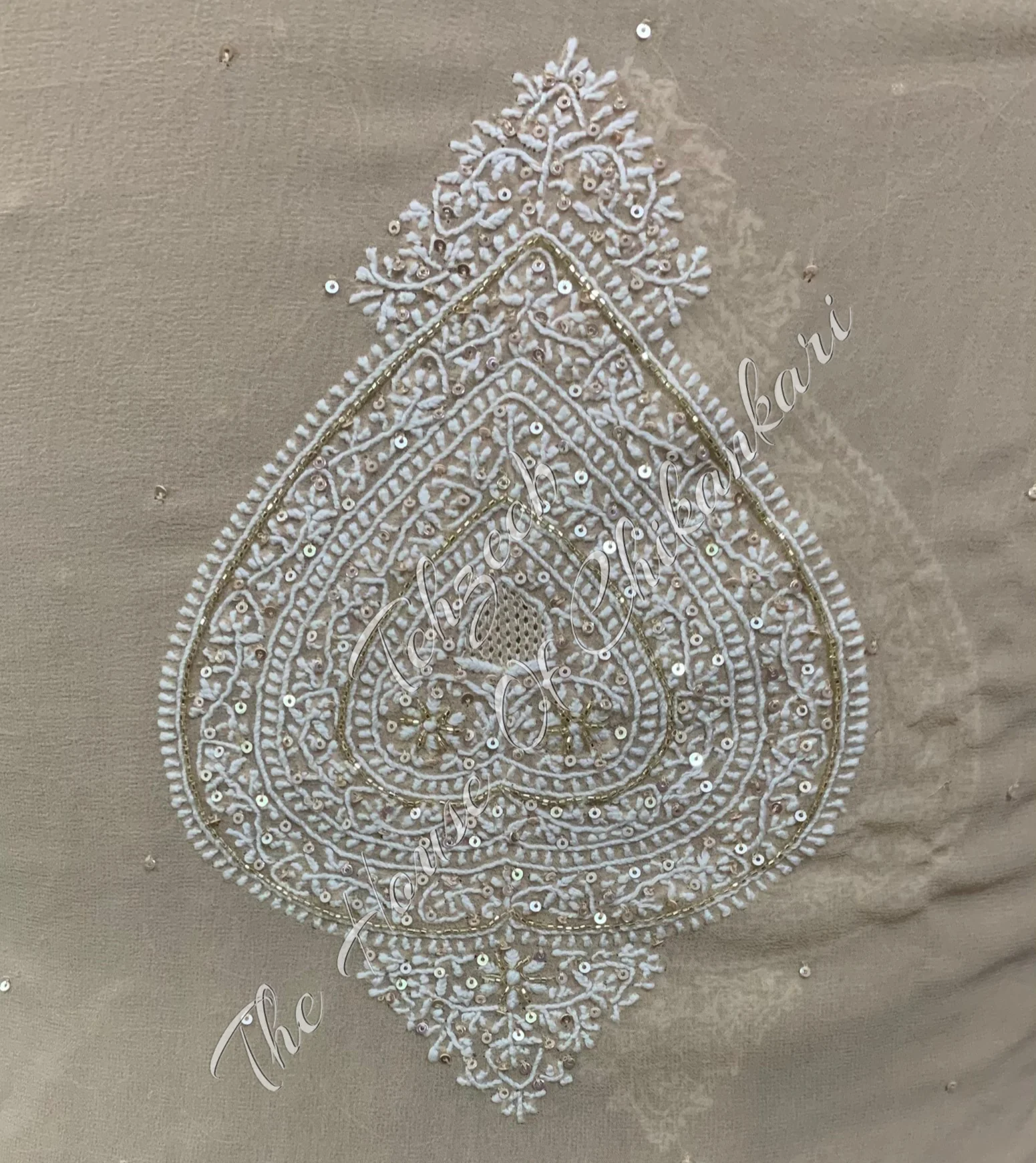 Jahanara - Handcrafted Ek Taar Chikankari Suit with Zardosi Haath Jaali & Mehrab, detail 2
