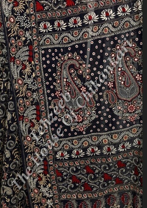 Khwabeeda - Ek Taar Chikankari Saree