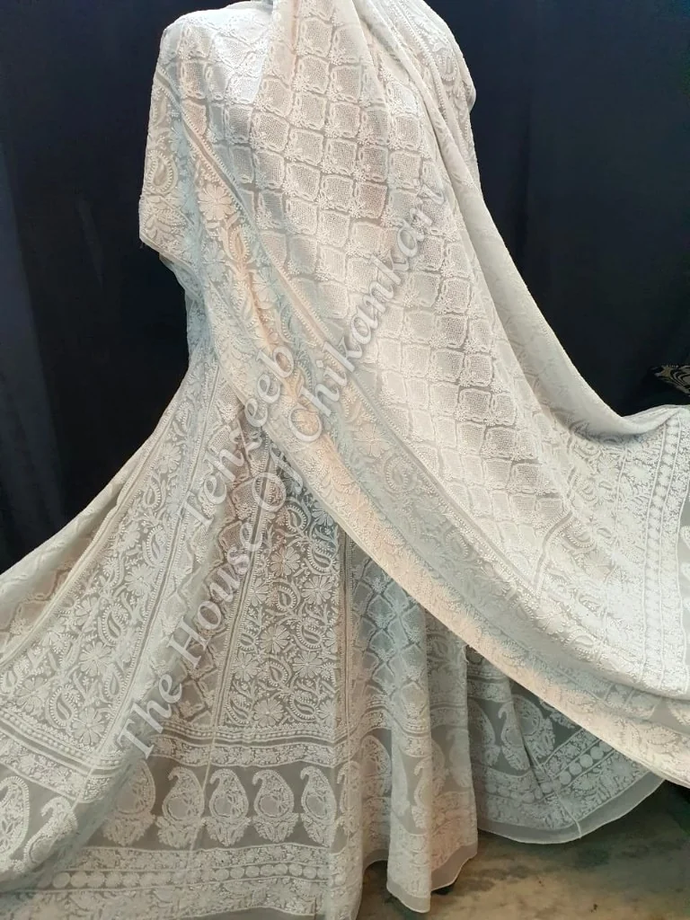 Lucknow Chikankari Lehenga Set, detail 2