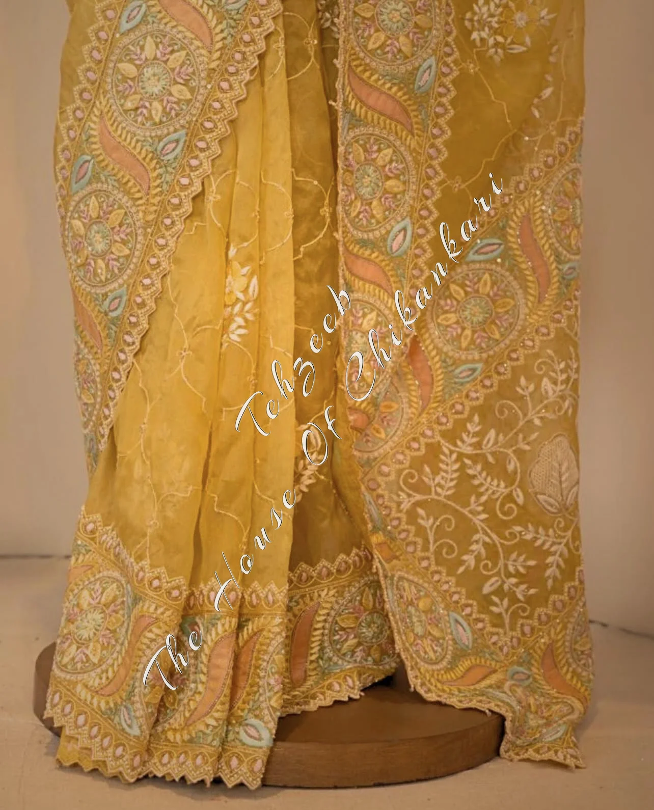 Lucknowi Chikankari Organza Silk Haldi Saree, detail 3
