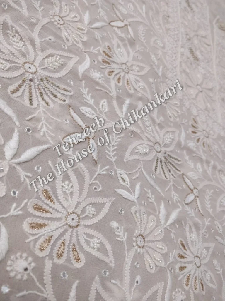 Lucknowi Chikankari Suit, detail 2