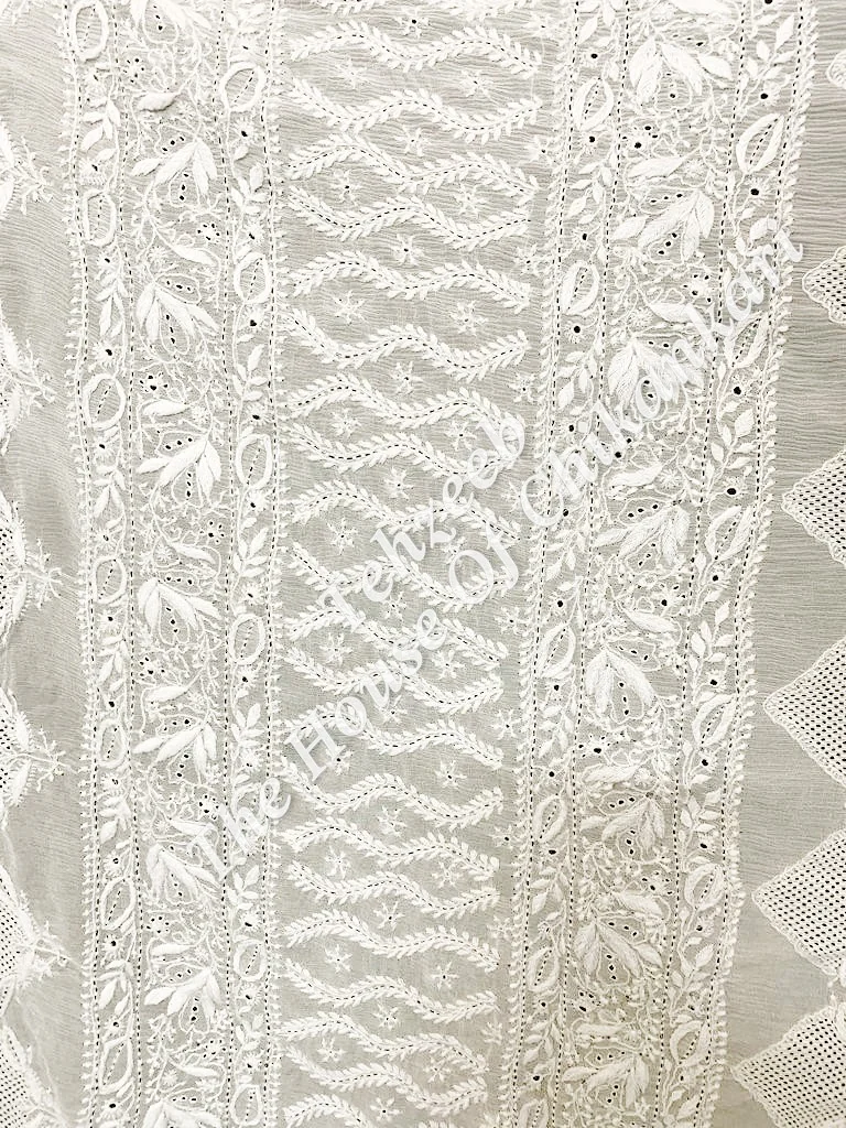 Masterpiece - Pure Chiffon Silk Ek Taar Chikan Saree, detail 4