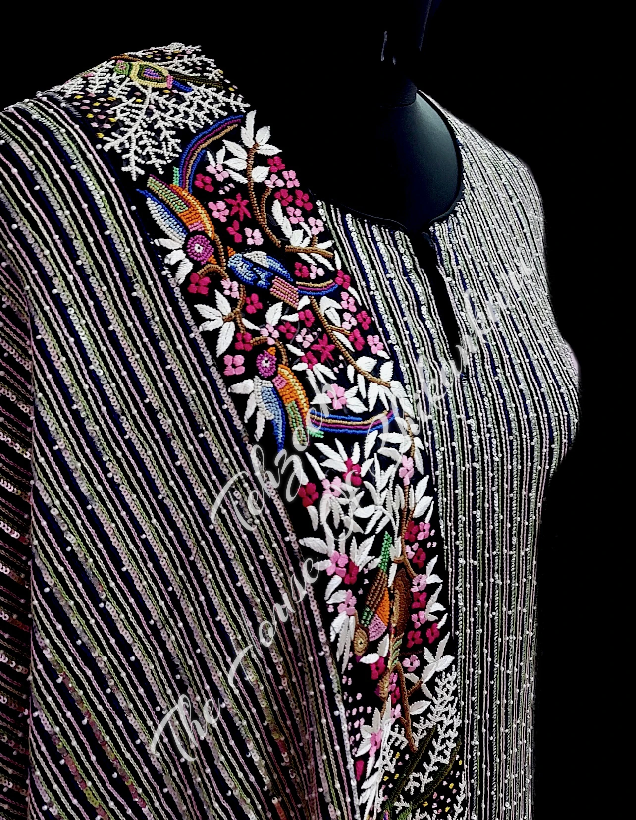 MINAQAD” Splendor: Unveiling Chikankari’s Regal Beauty, detail 3