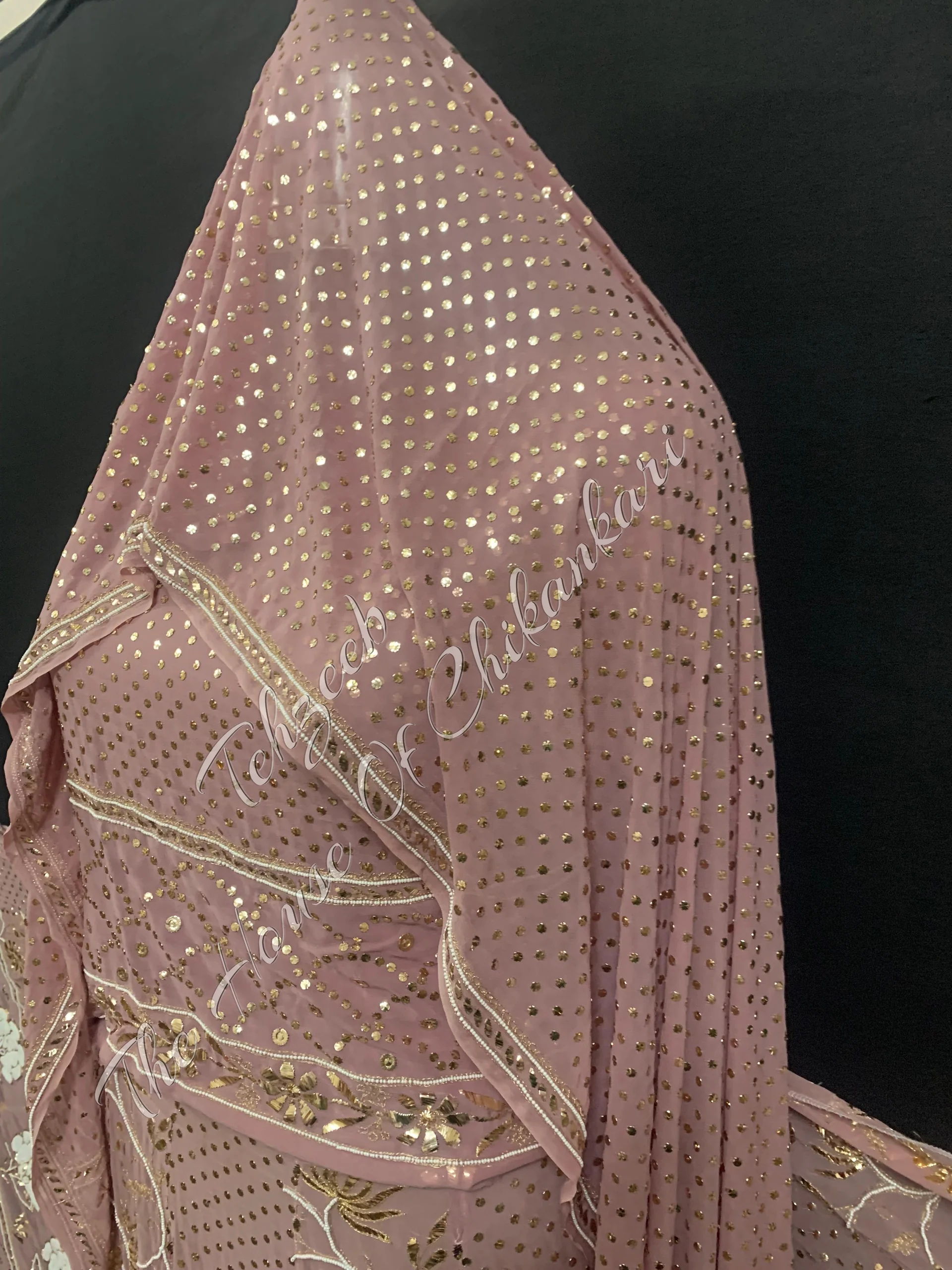 Mughal Nakkashi Badla Lehenga Set, detail 4