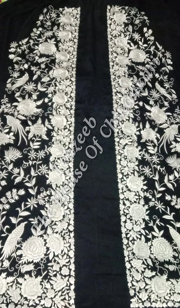 Parsigara Hand Embroidered Jacket / Shrug Set, detail 4