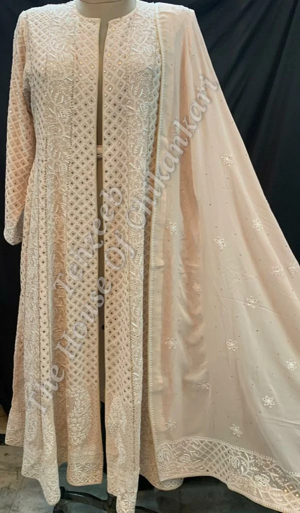 Peshwai - Ek - Taar Chikankari