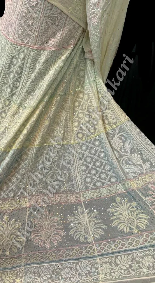Rangdaari - Lucknowi Chikan Lehenga Set, detail 3