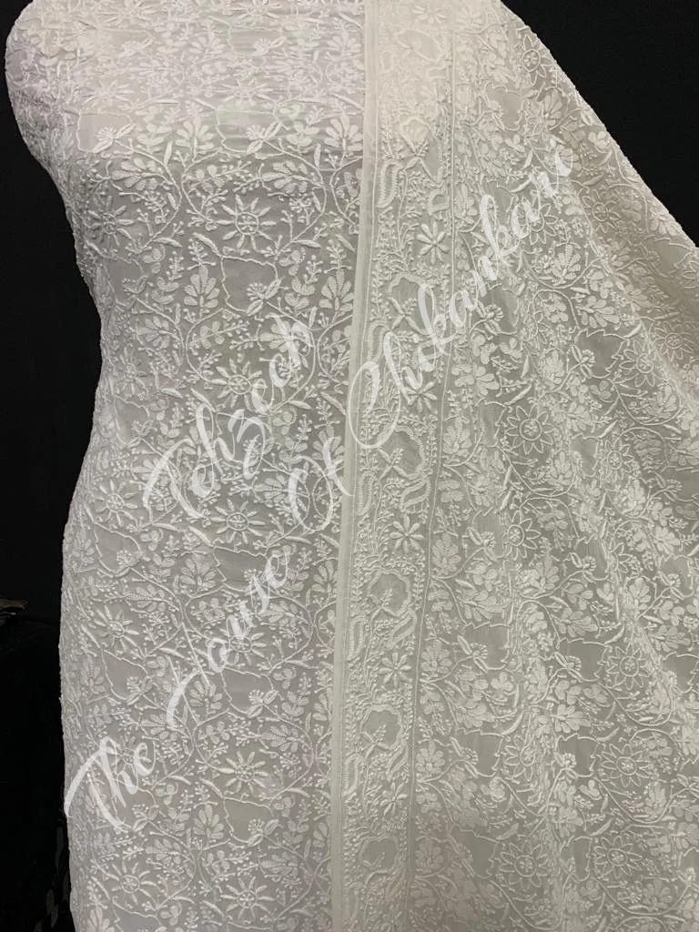 Saadgi - Ek Taar Lucknowi Chikankari Suit, Ivory with Medallion Border, detail 2