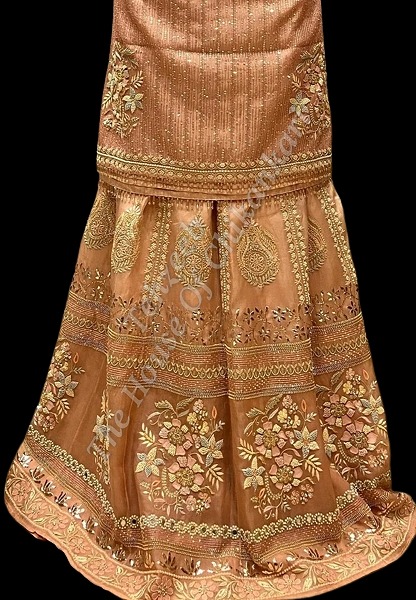 Shaan-e-Awadh - Awadhi Sharara Set Of Ek Taar Chikankari, detail 7