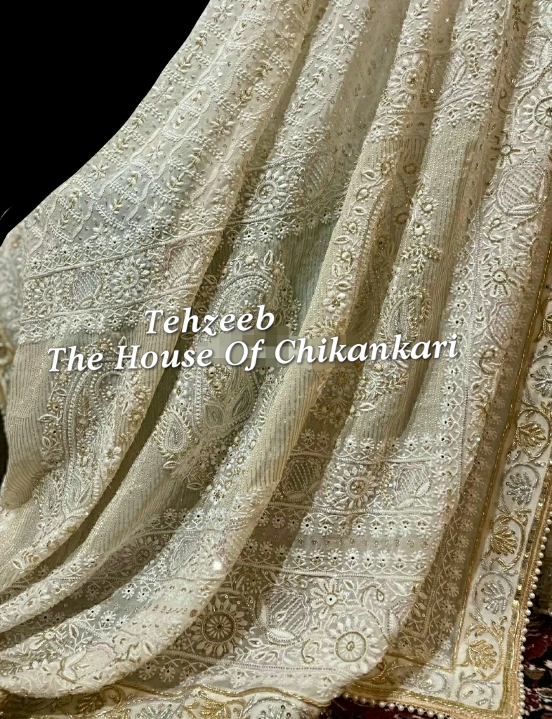 Shaan-e-Awadh - Exquisite EkTaar Chikankari Set, detail 3