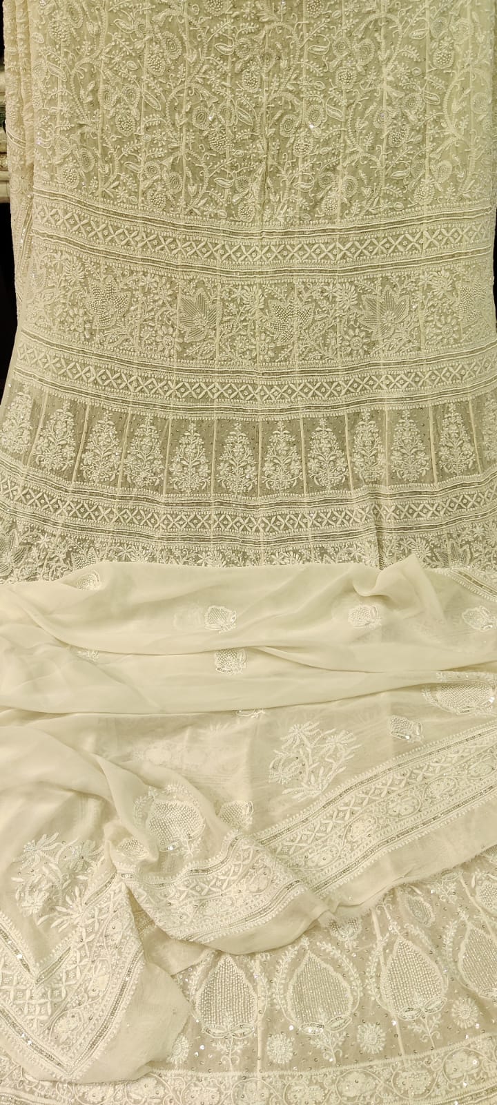 Shahi Lucknowi Chikankari Anarkali, detail 4