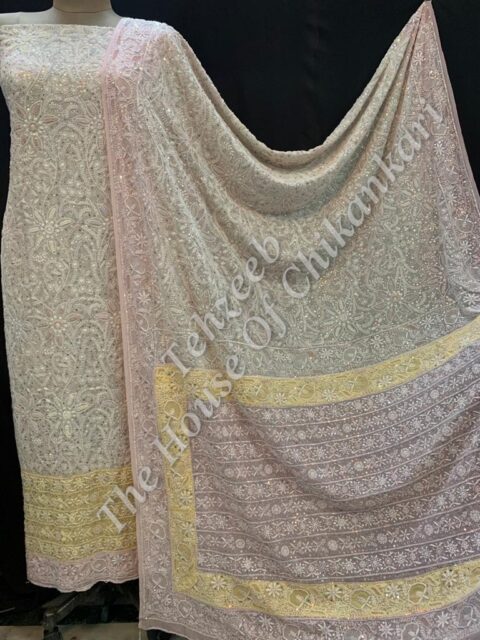 Shahi-Pehnawa Ek Taar Chikankari