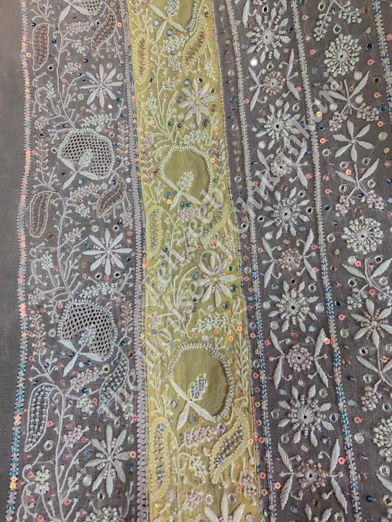 Shahi-Pehnawa Ek Taar Chikankari, detail 3