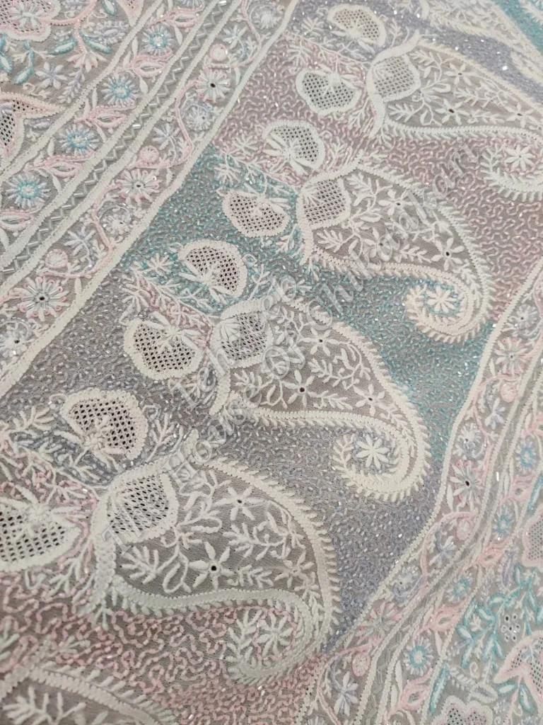 Swarvoski Adorned Ek Taar Chikankari Saree, detail 4