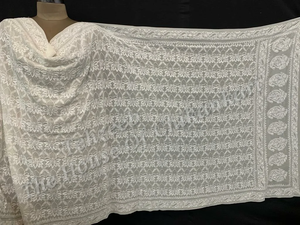 Tabeer - Designer Ek Taar Chikankari Dupatta, detail 2