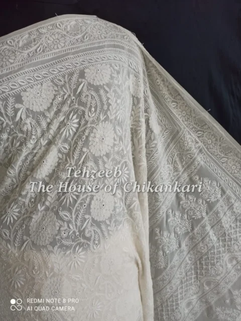 Teen Taar - Lucknowi Chikankari Saree
