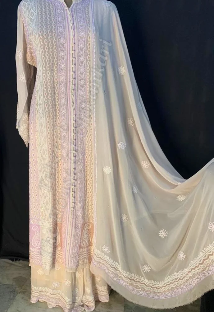 Traditional Awadhi Peshwai of Chikankari