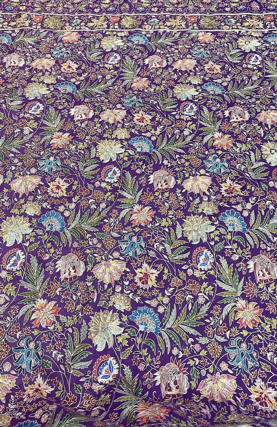 Zahra - Handcrafted Heirloom Dupatta in Kashidakari, Sozni, Tilla & Chikankari, detail 2